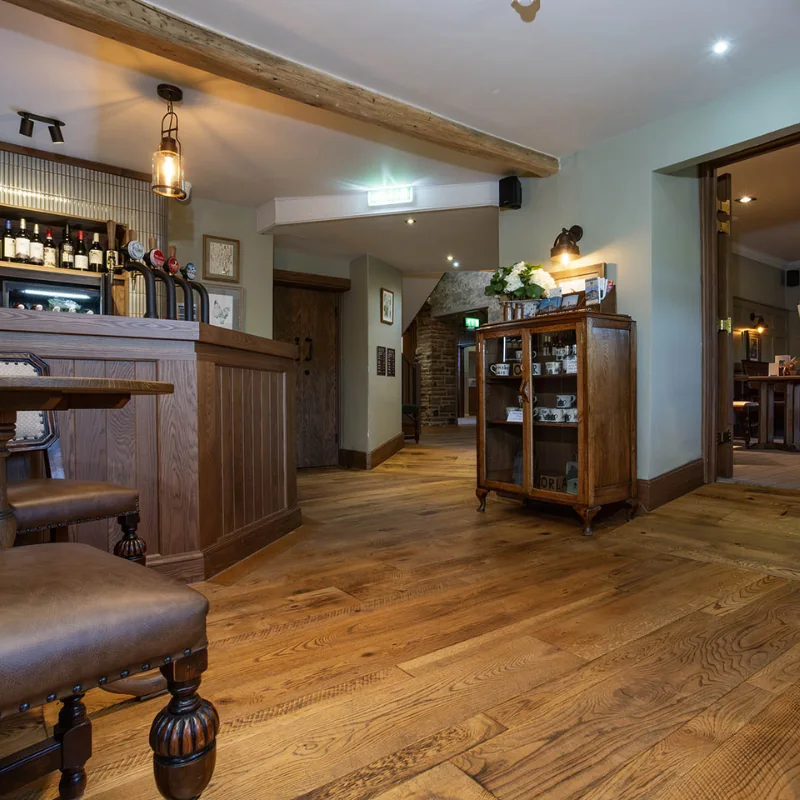 Rustic Oak Engineered Wood Flooring